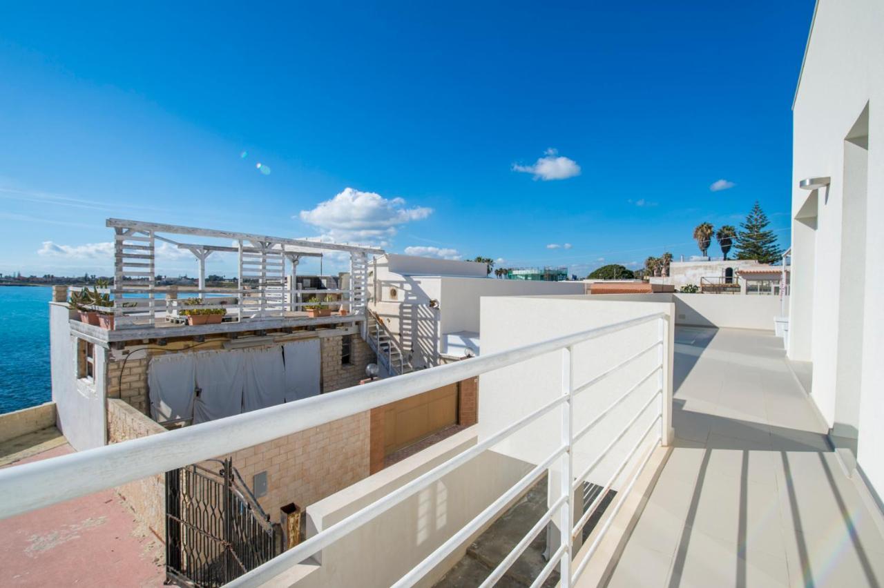 Onde Di Sicilia Suite Sea View أفولا المظهر الخارجي الصورة